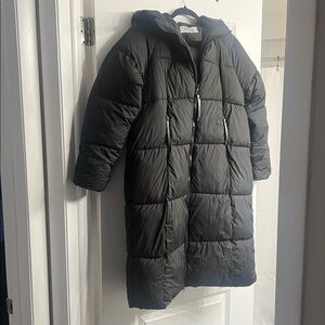 Women's Black Puffer Coat